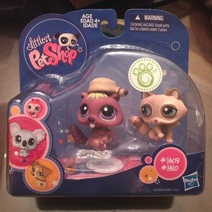 NIB Littlest Pet Shop LPS 1409 1410
